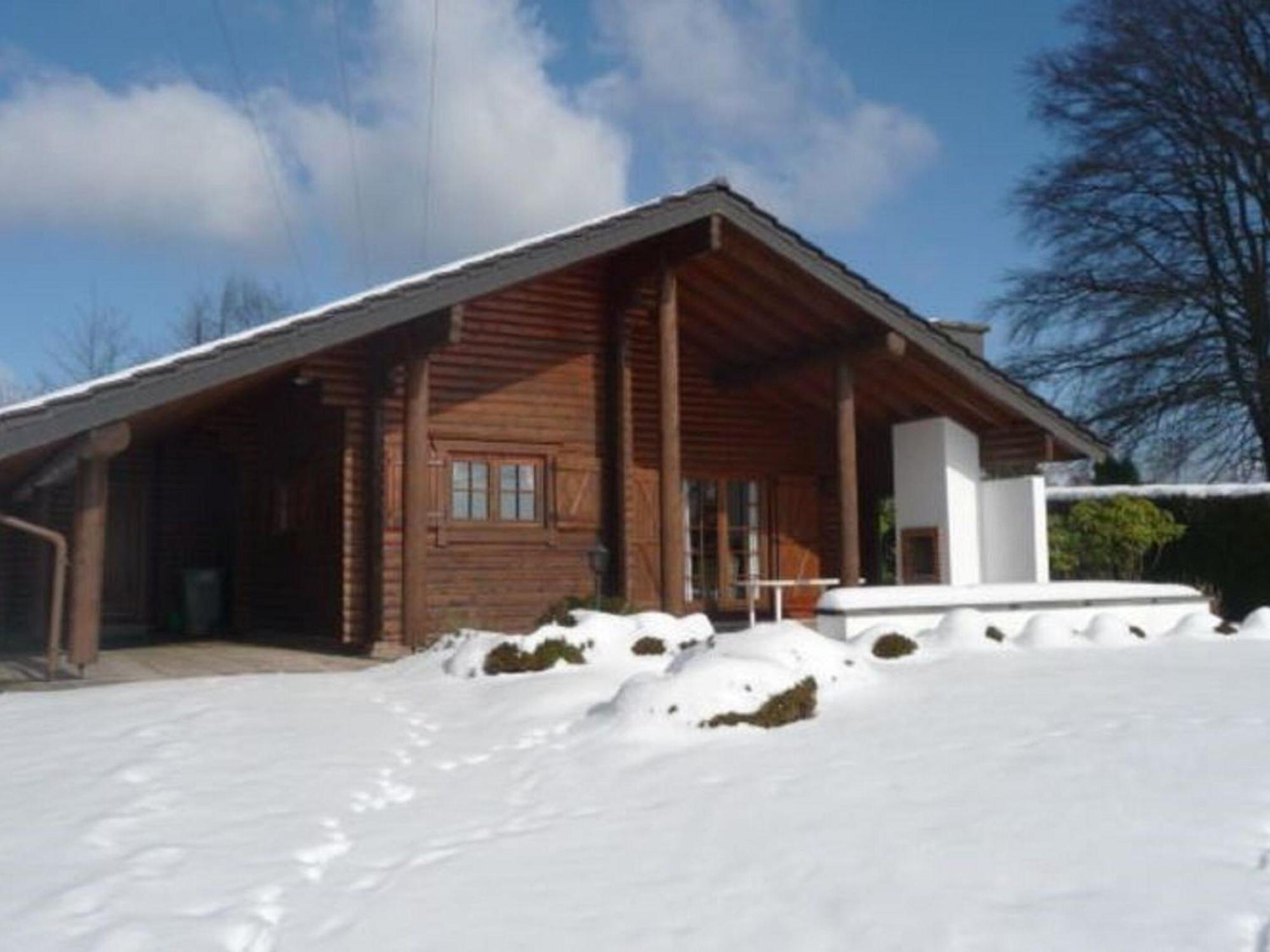 Charming Chalet With Private Garden In Stavelot Hockai Exterior photo