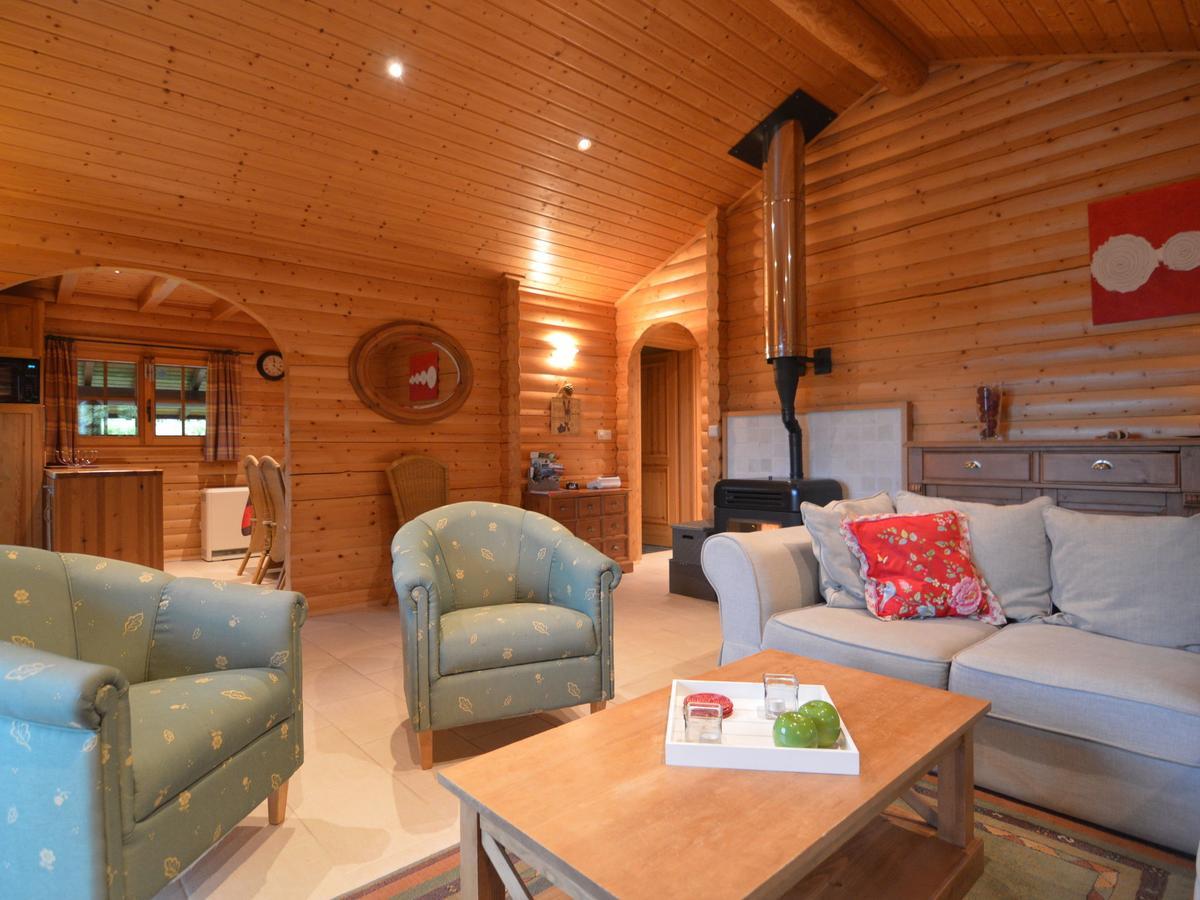Charming Chalet With Private Garden In Stavelot Hockai Exterior photo
