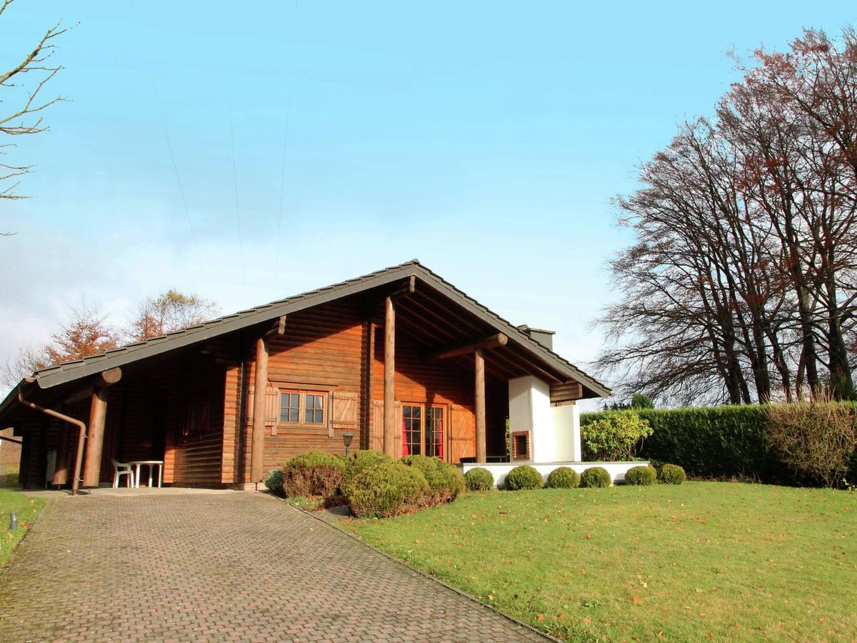 Charming Chalet With Private Garden In Stavelot Hockai Exterior photo