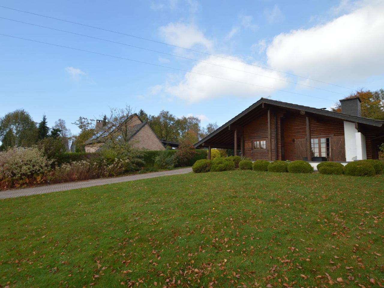 Charming Chalet With Private Garden In Stavelot Hockai Exterior photo